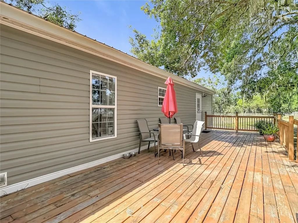 40949 Jerry Road Zephyrhills FL 33540
