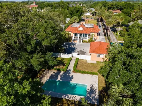 533 S Center Street Eustis FL 32726