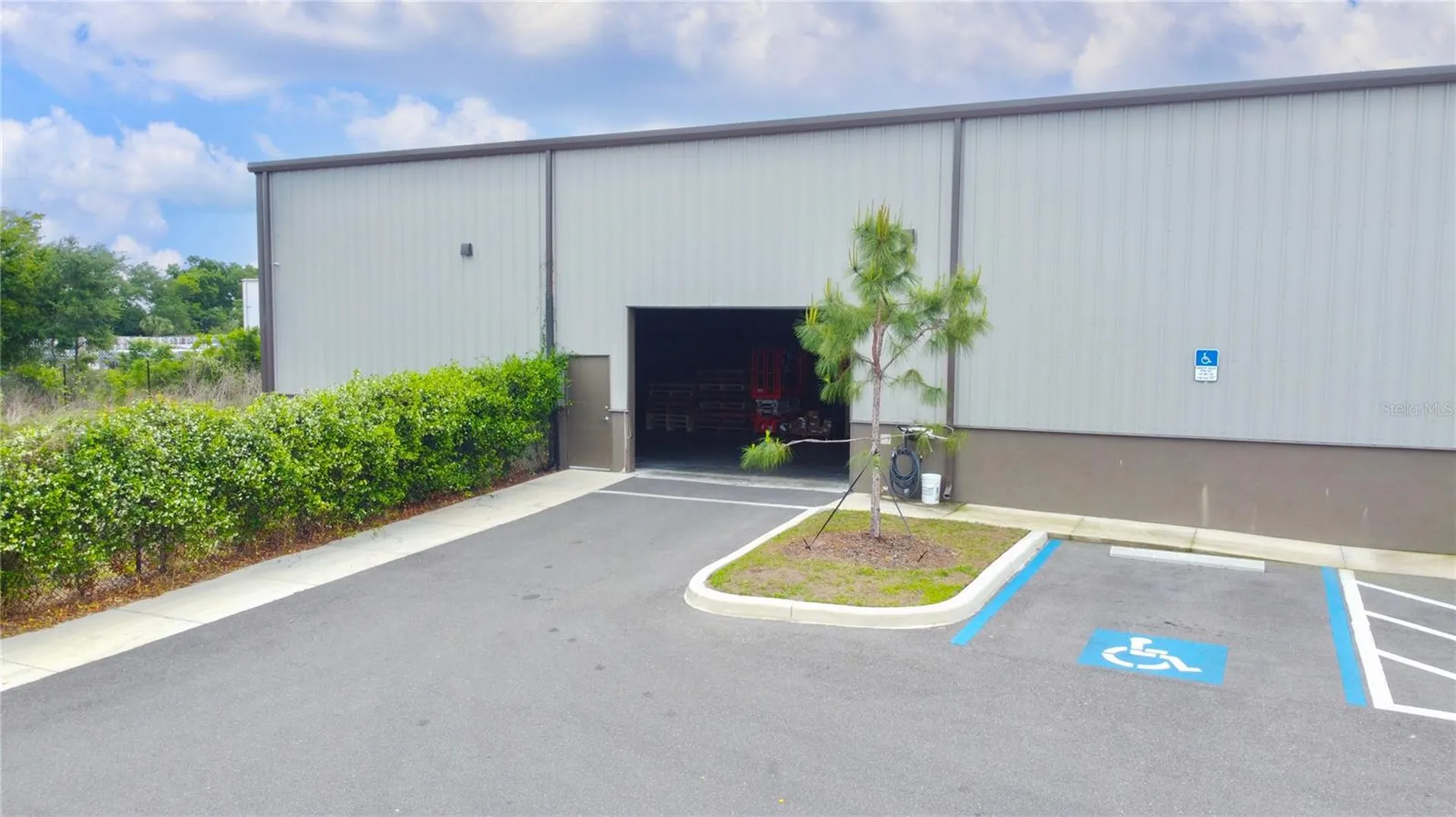 6401 N 50th Street Tampa FL 33610