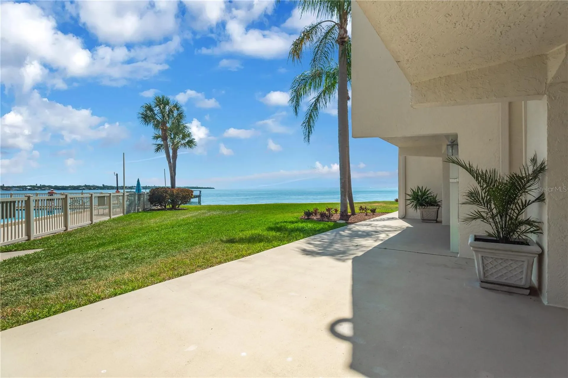 7520 Sunshine Skyway Lane S St Petersburg FL 33711