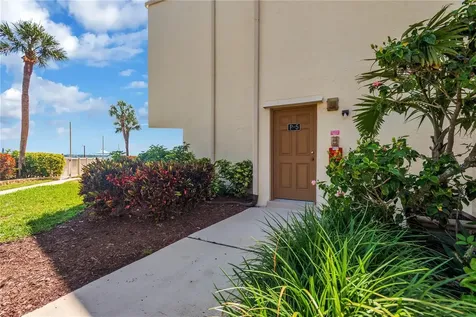 7520 Sunshine Skyway Lane S St Petersburg FL 33711