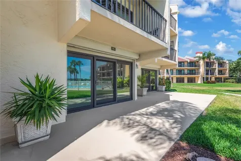 7520 Sunshine Skyway Lane S St Petersburg FL 33711