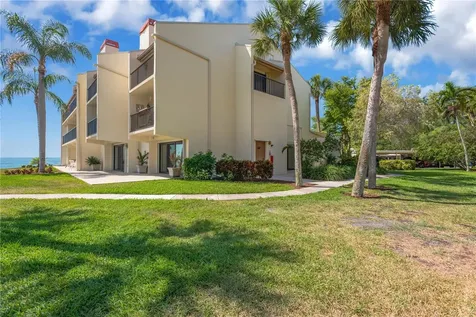 7520 Sunshine Skyway Lane S St Petersburg FL 33711