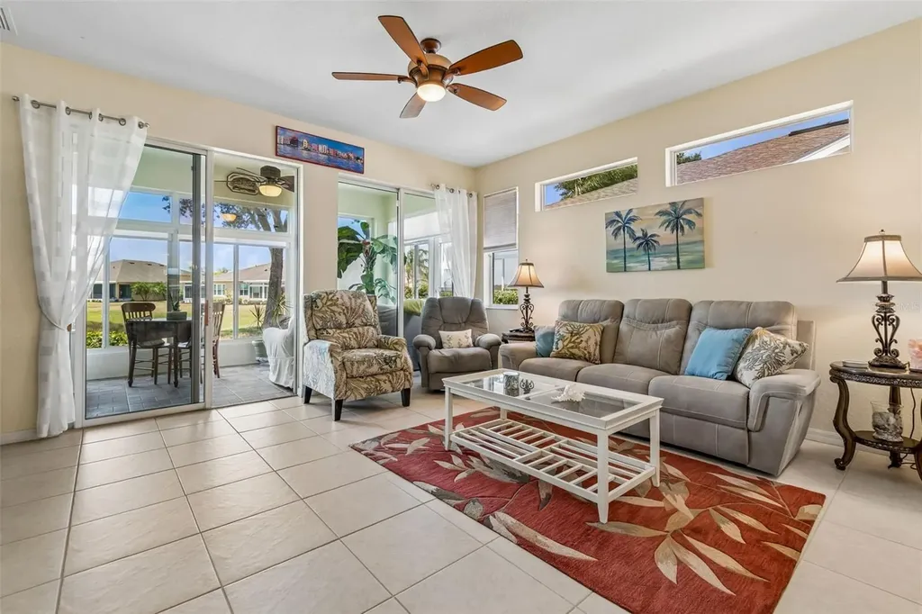 2011 Sifield Greens Way Sun City Center FL 33573
