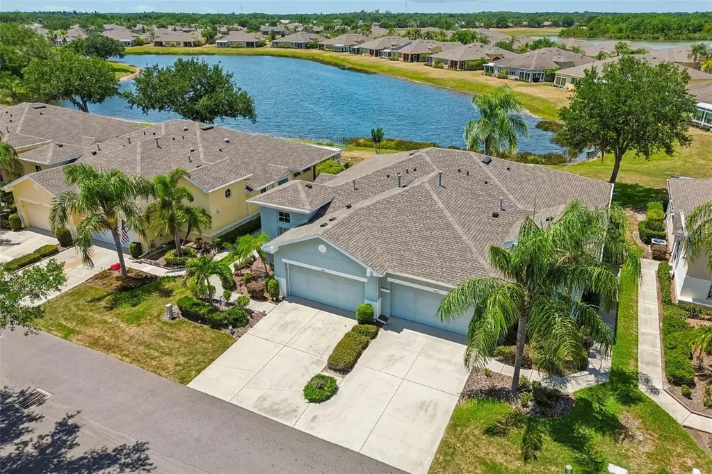 2011 Sifield Greens Way Sun City Center FL 33573