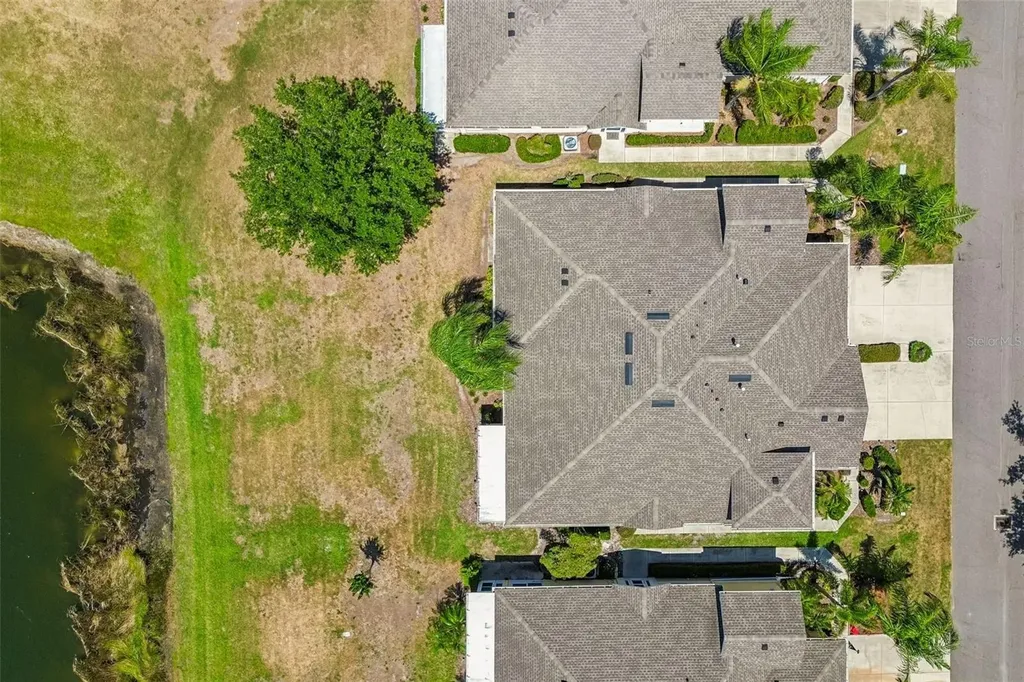 2011 Sifield Greens Way Sun City Center FL 33573