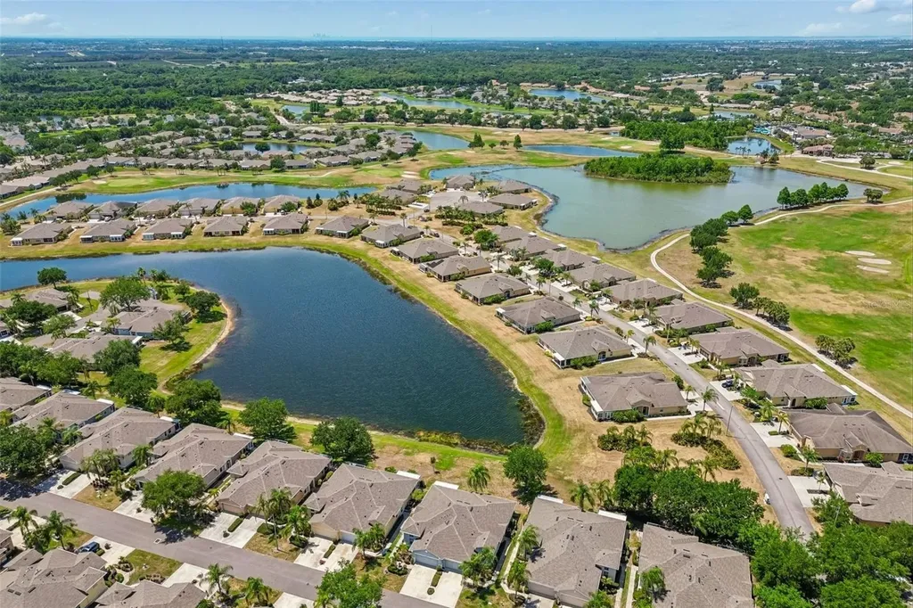 2011 Sifield Greens Way Sun City Center FL 33573