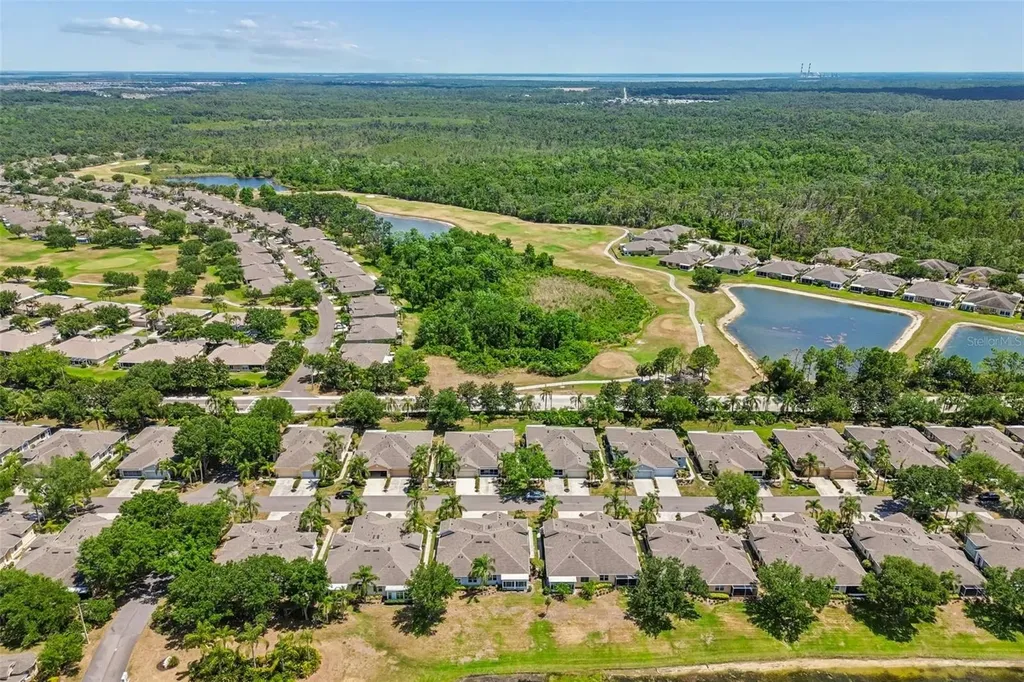 2011 Sifield Greens Way Sun City Center FL 33573