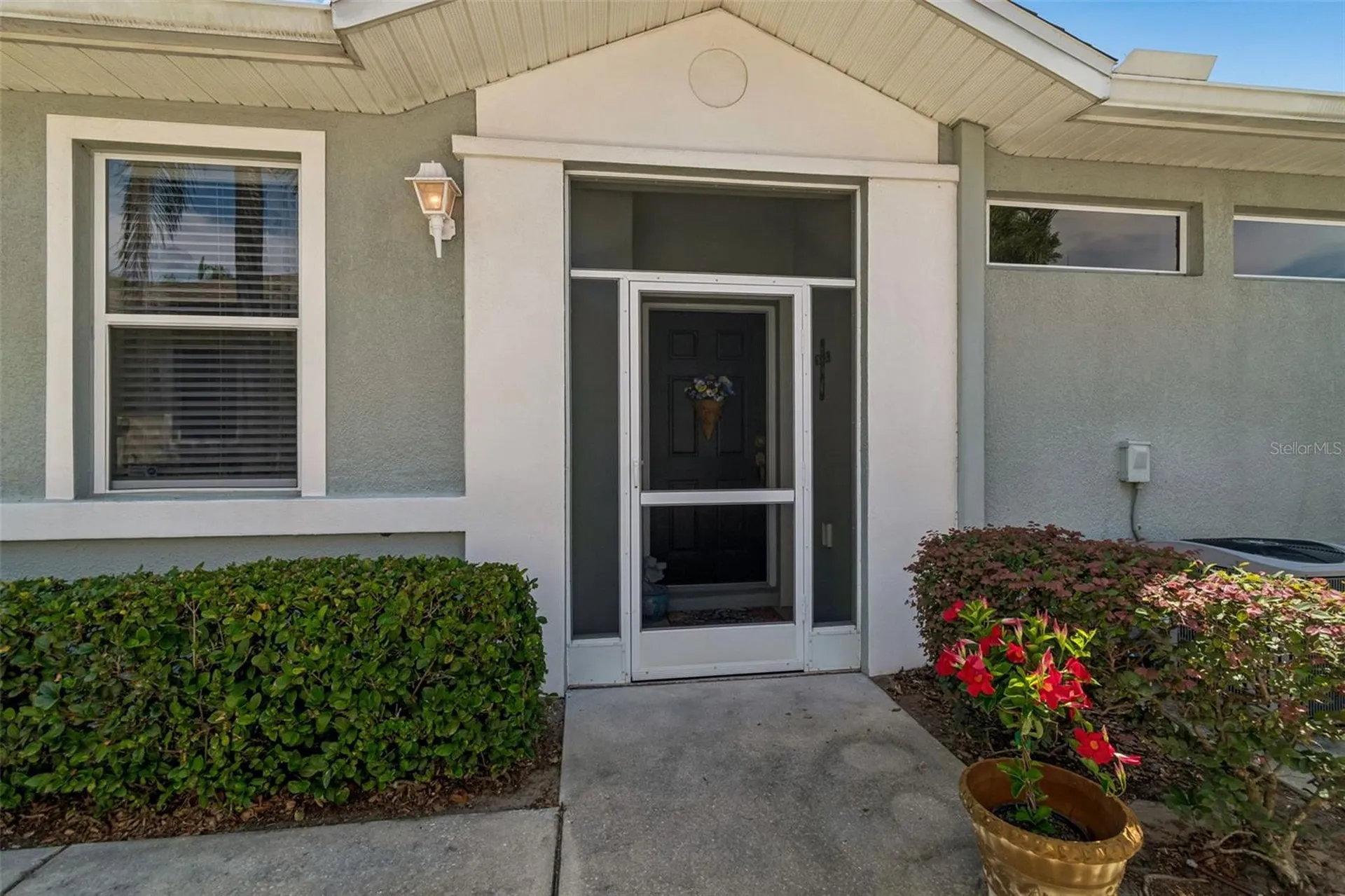 2011 Sifield Greens Way Sun City Center FL 33573