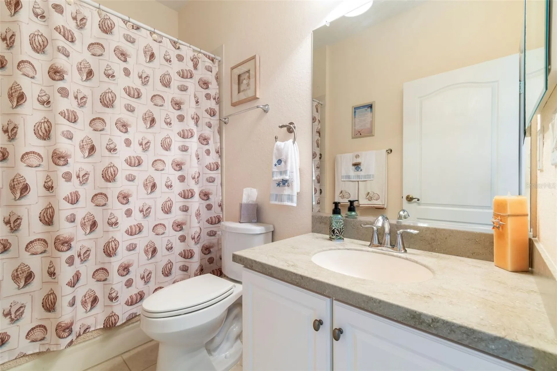 2011 Sifield Greens Way Sun City Center FL 33573