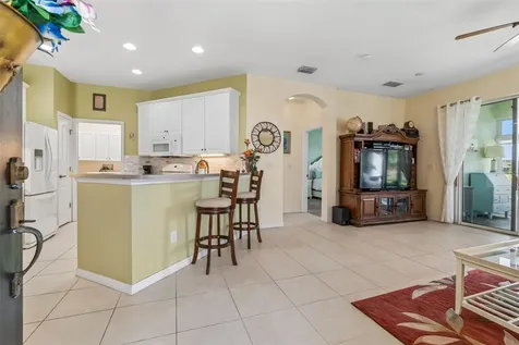 2011 Sifield Greens Way Sun City Center FL 33573