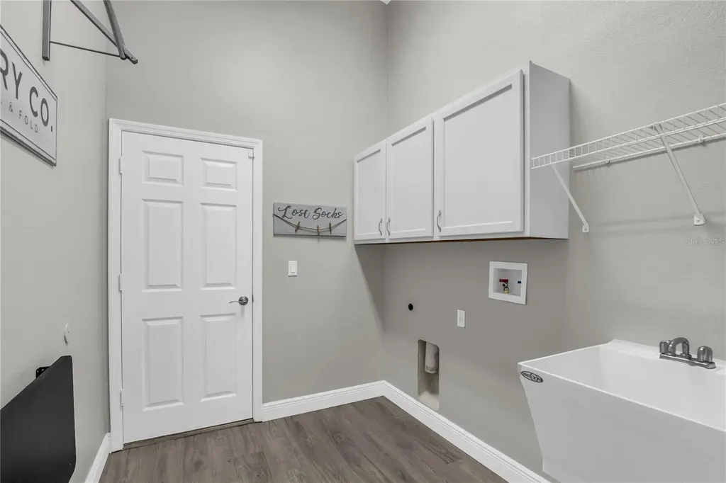 2466 Holly Berry Circle Clermont FL 34711