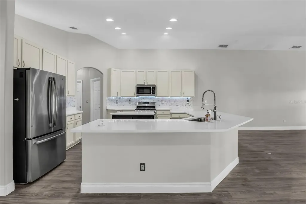 2466 Holly Berry Circle Clermont FL 34711