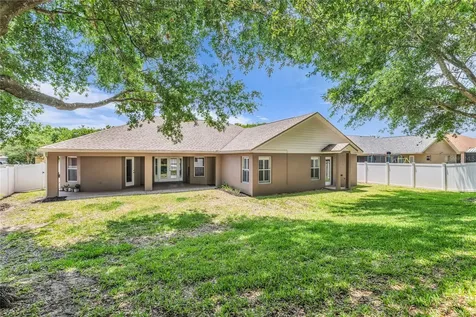 2466 Holly Berry Circle Clermont FL 34711