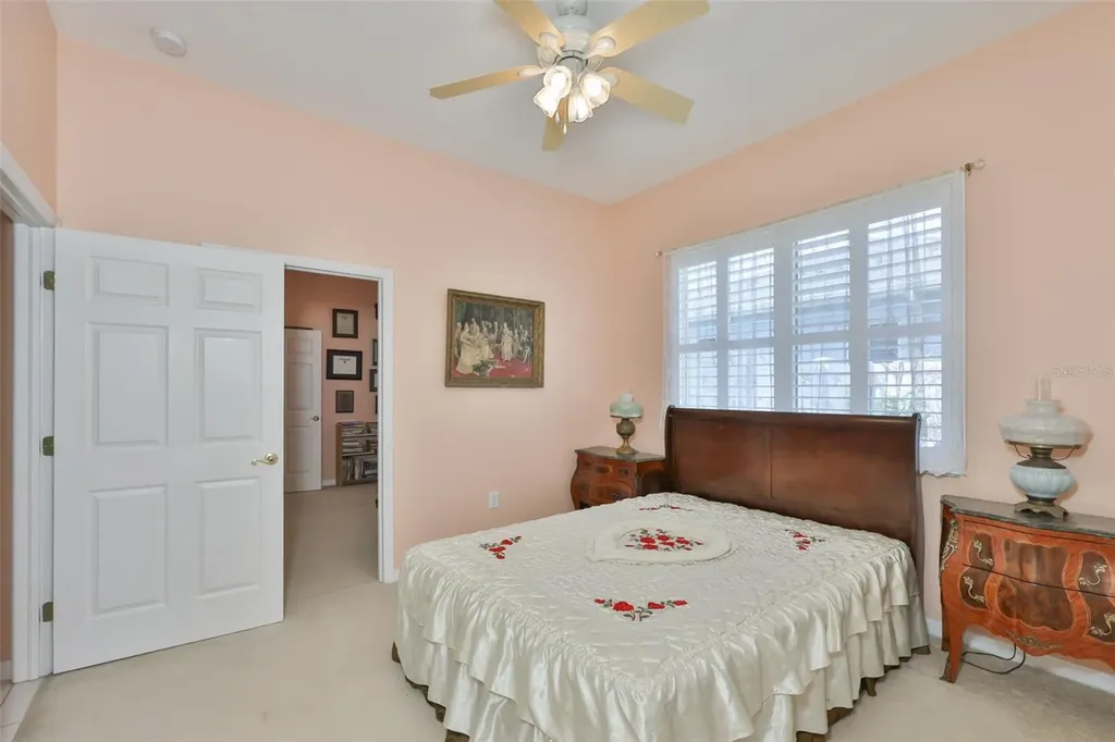 3822 Cardenal Avenue Sun City Center FL 33573