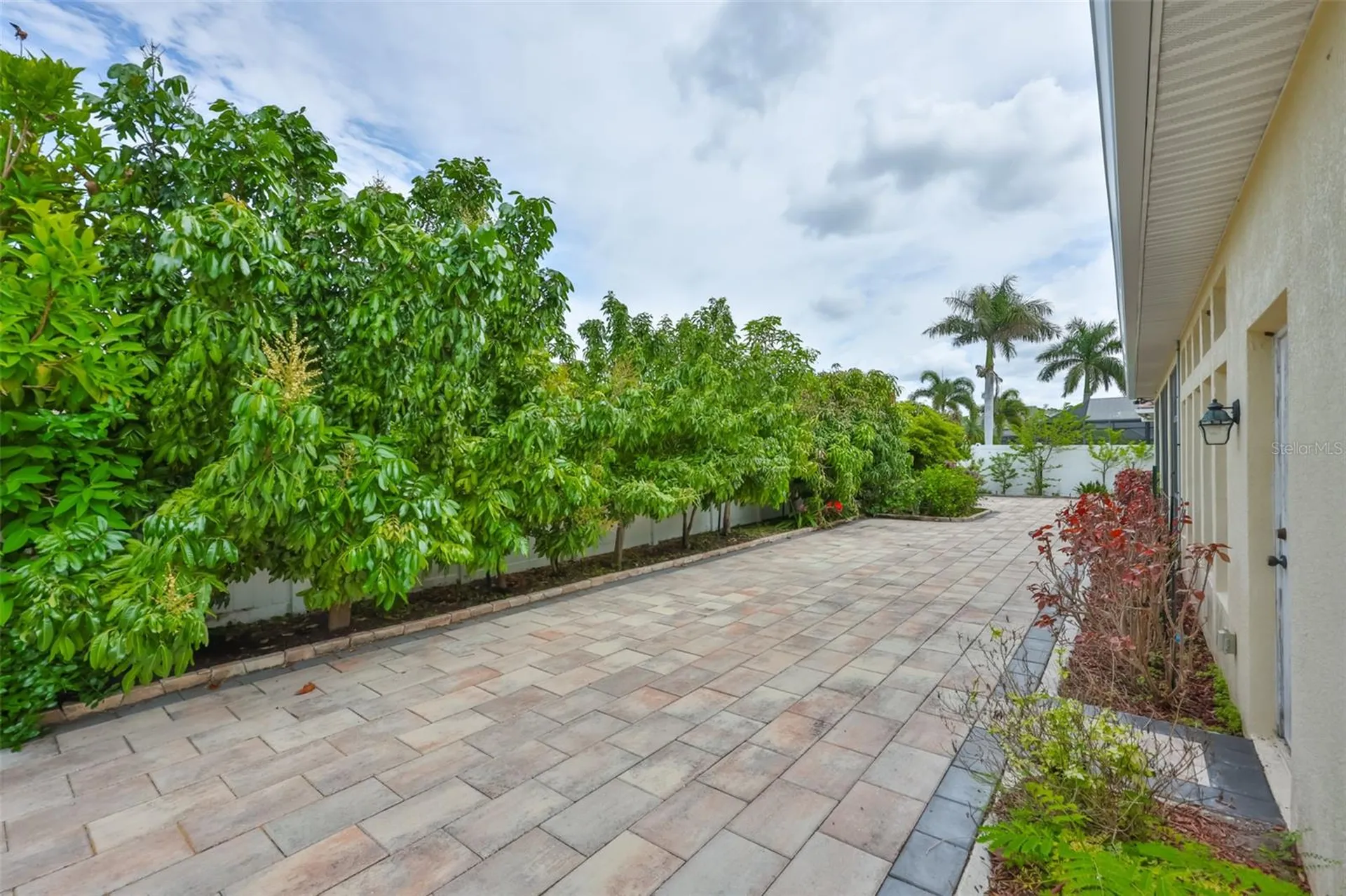 3822 Cardenal Avenue Sun City Center FL 33573
