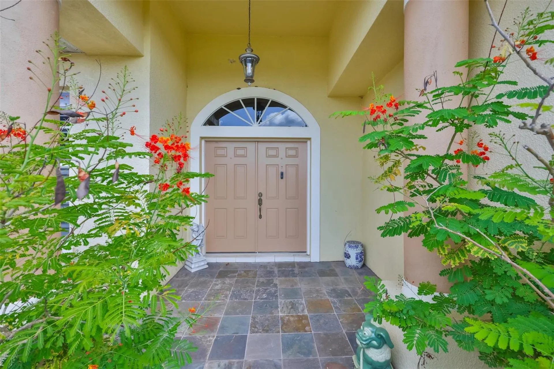 3822 Cardenal Avenue Sun City Center FL 33573