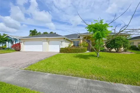 3822 Cardenal Avenue Sun City Center FL 33573