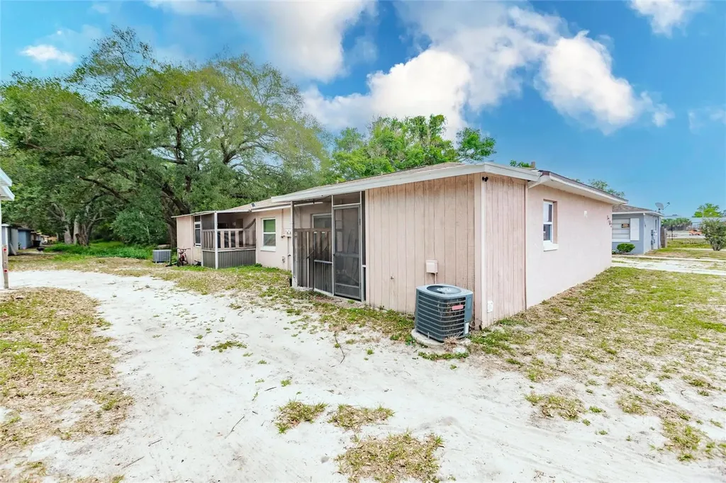 1702 Birchwood Circle Leesburg FL 34748