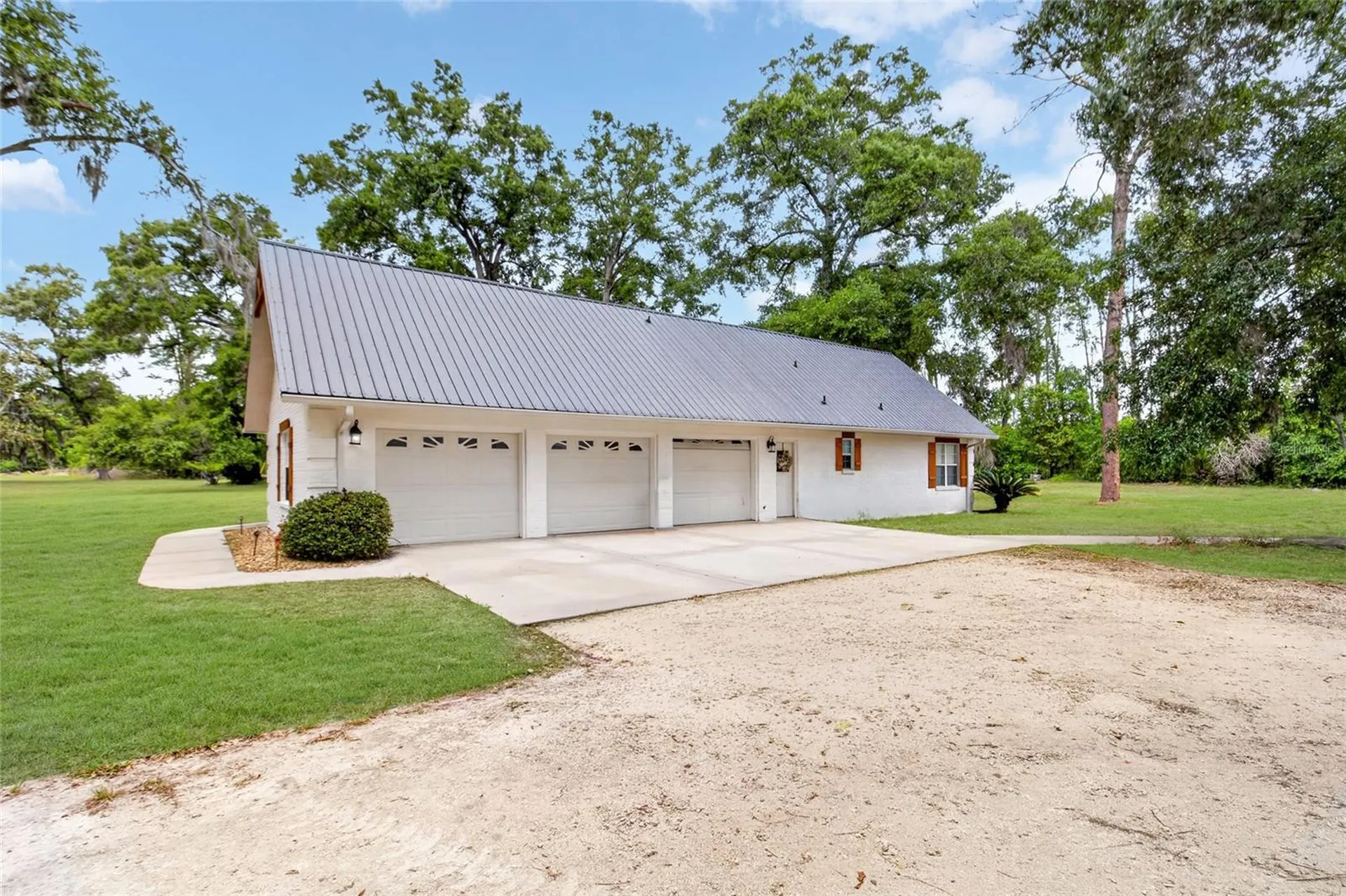 27084 29 Road Branford FL 32008
