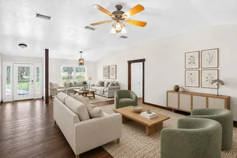 27084 29 Road Branford FL 32008