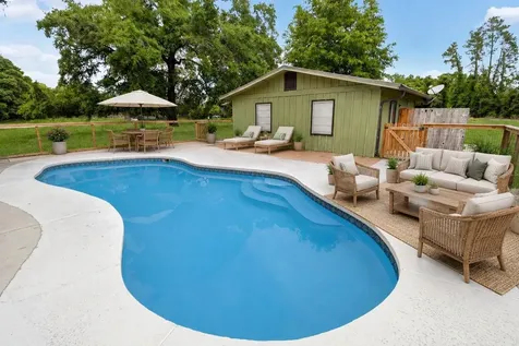 27084 29 Road Branford FL 32008