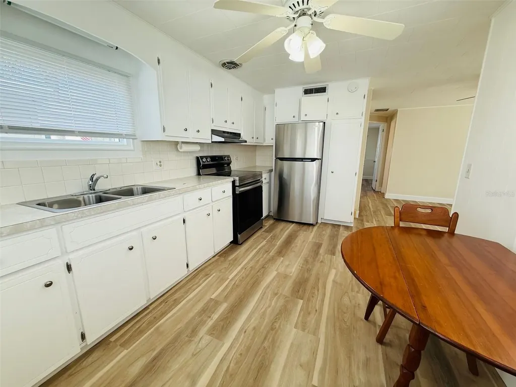 4851 W Gandy Boulevard Tampa FL 33611