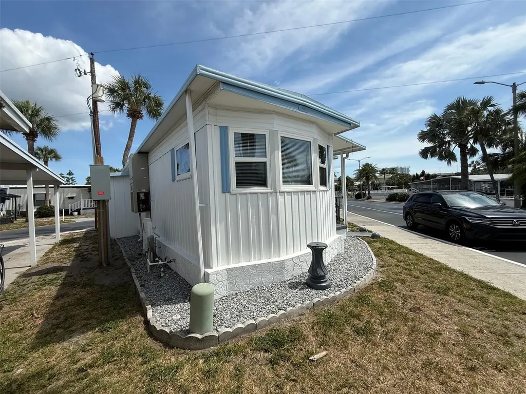 4851 W Gandy Boulevard Tampa FL 33611
