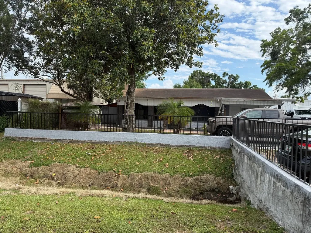 4106 W South Avenue Tampa FL 33614