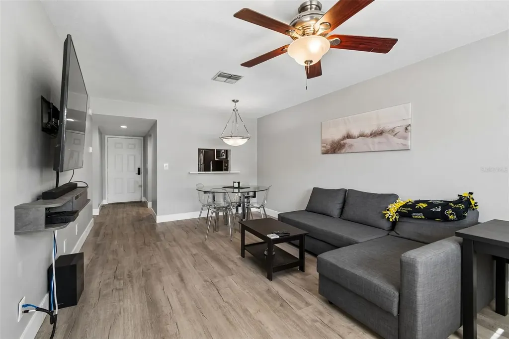 2460 Northside Drive Clearwater FL 33761