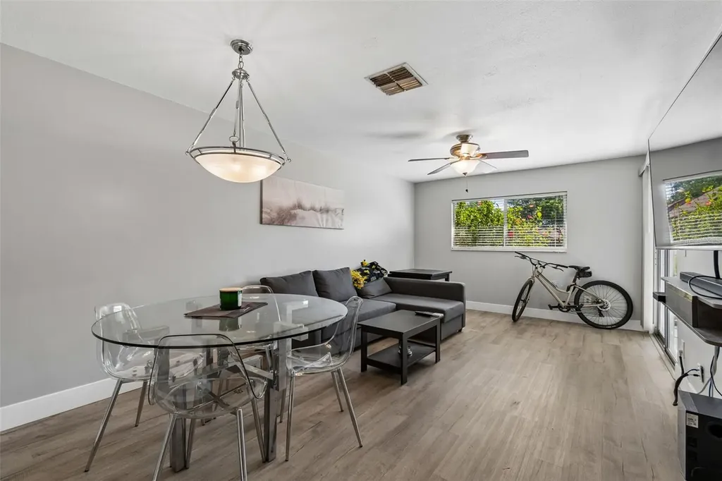 2460 Northside Drive Clearwater FL 33761