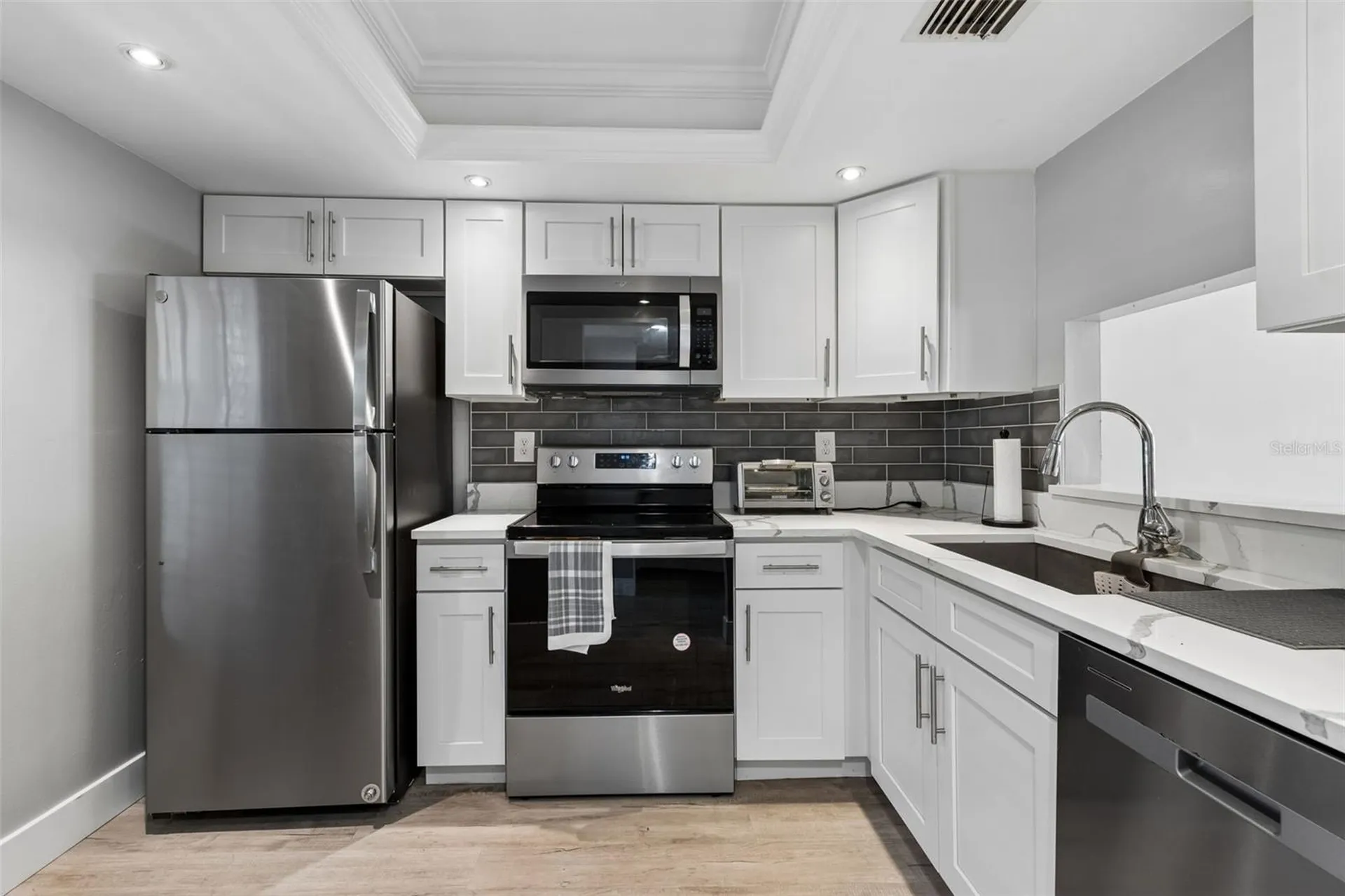 2460 Northside Drive Clearwater FL 33761