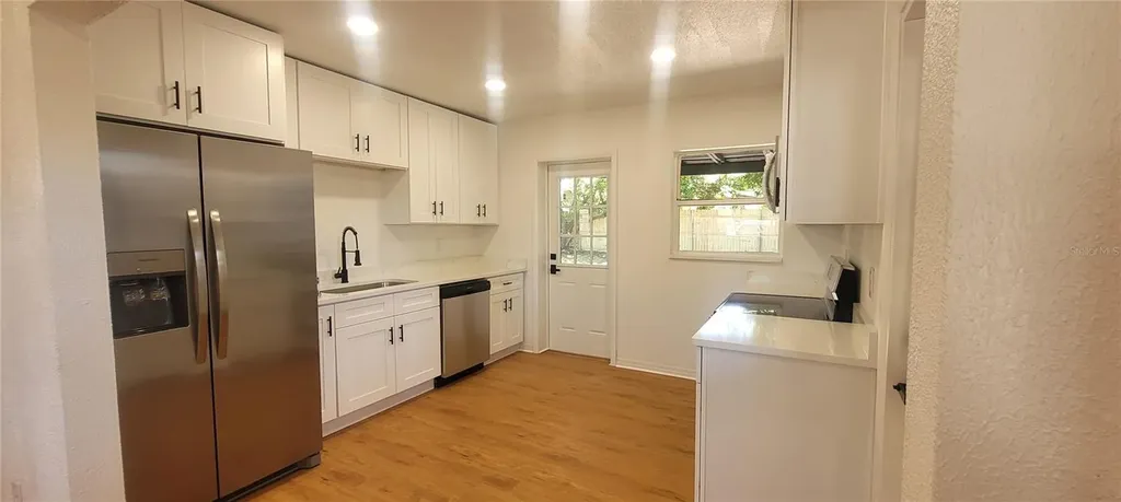 6023 Flora Terrace Apollo Beach FL 33572