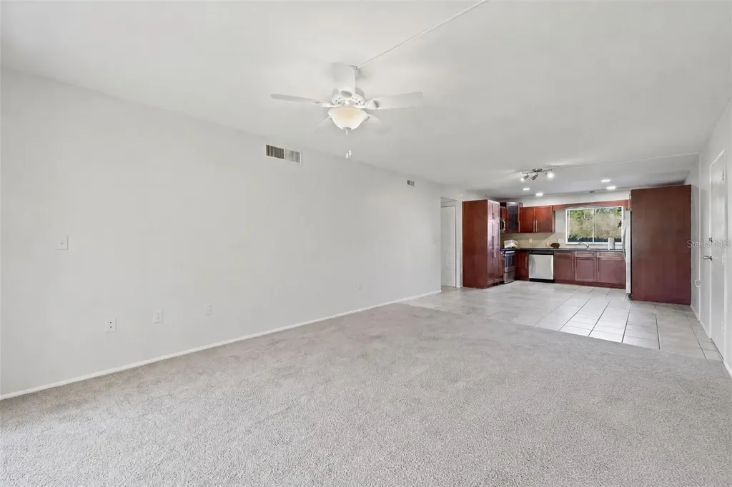 8601 Huron Court Tampa FL 33614