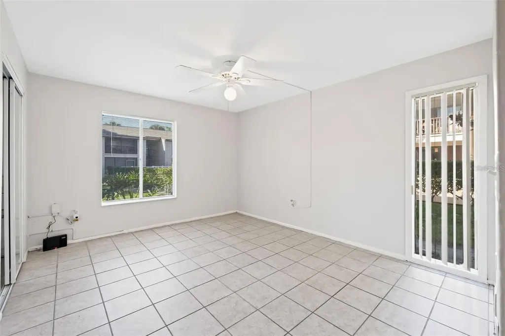 8601 Huron Court Tampa FL 33614