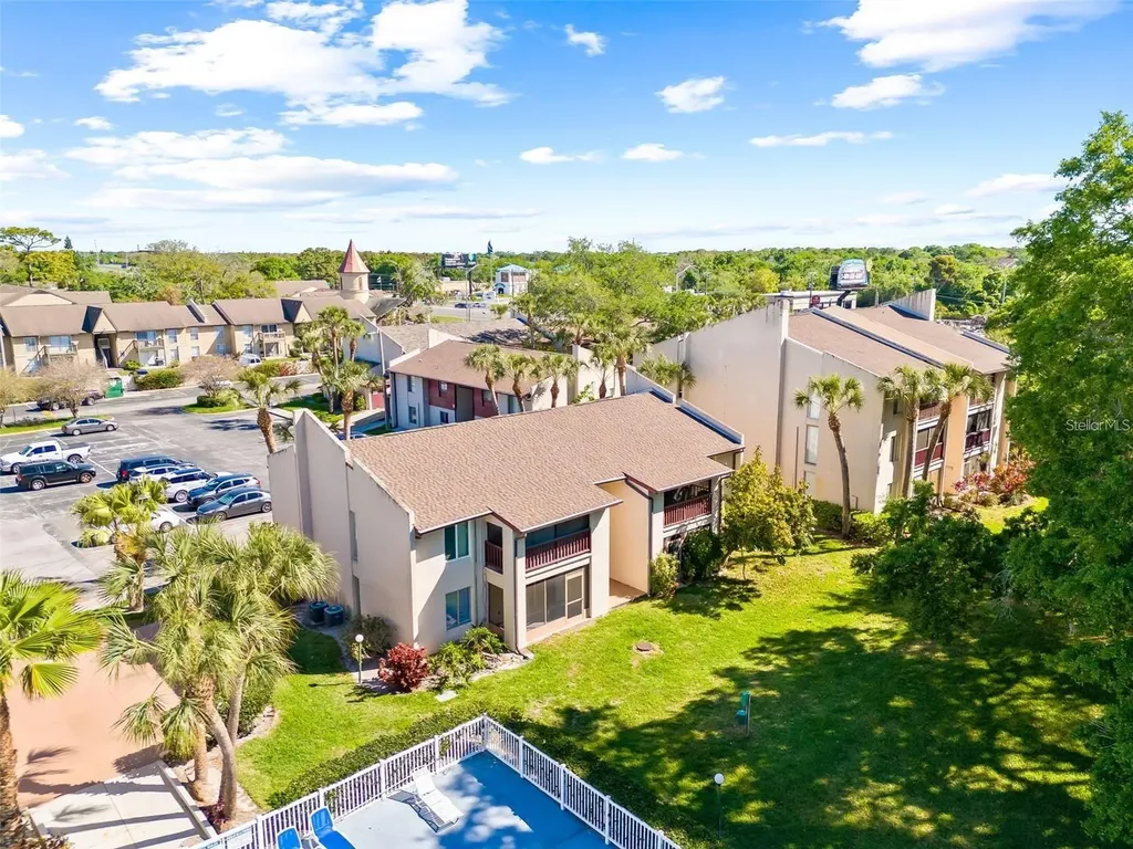 8601 Huron Court Tampa FL 33614