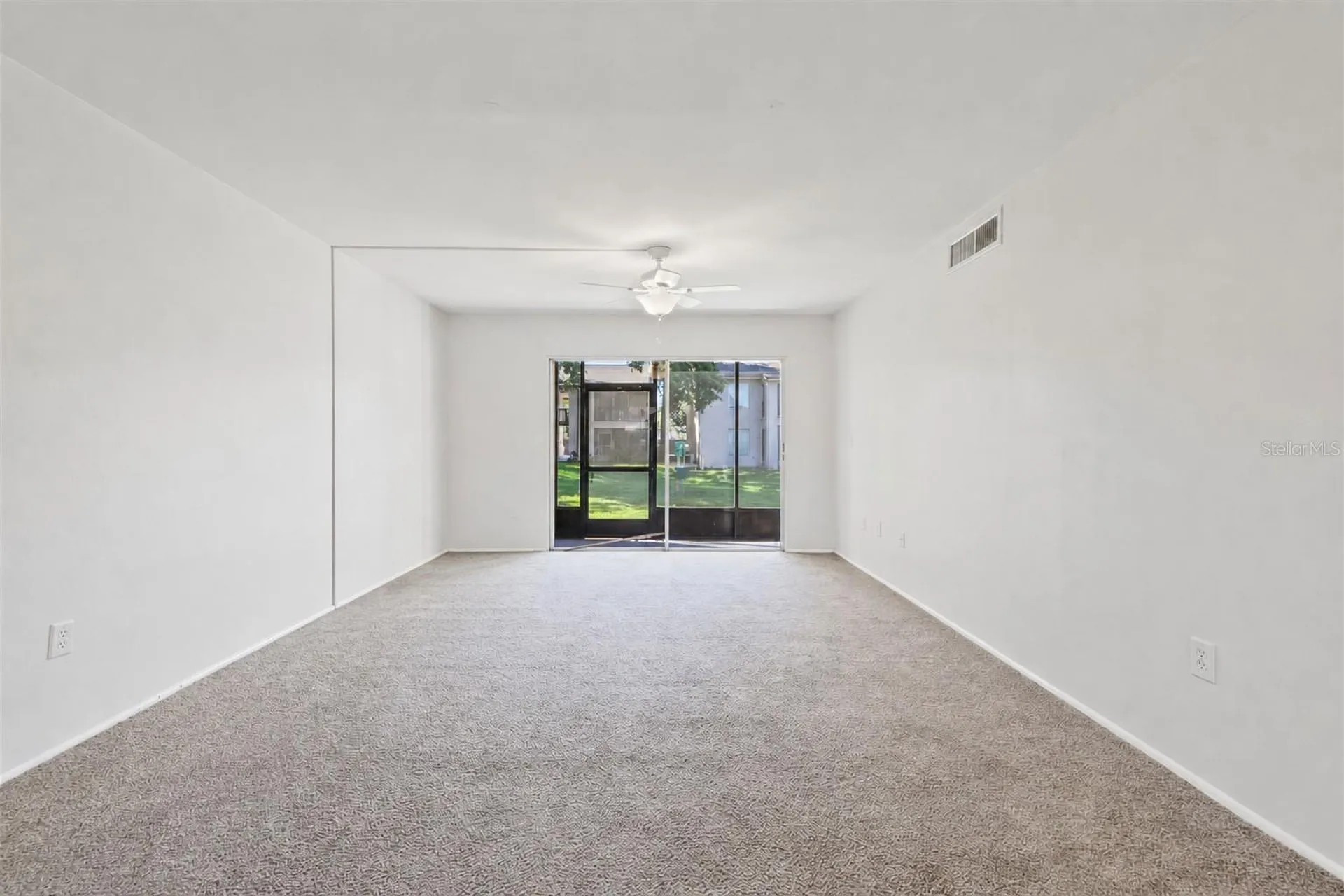 8601 Huron Court Tampa FL 33614