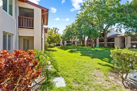 8601 Huron Court Tampa FL 33614