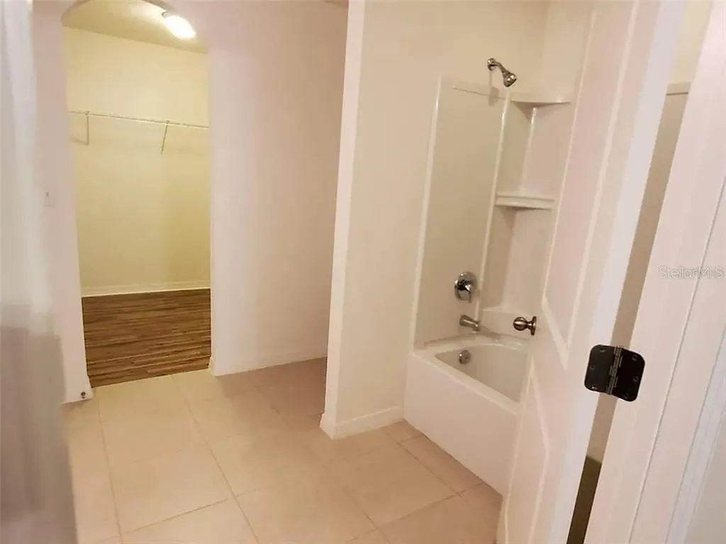 4567 Barbuda Drive Tavares FL 32778