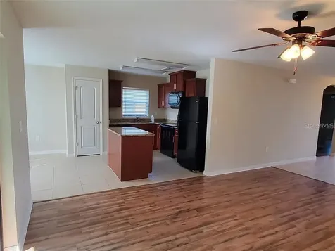 4567 Barbuda Drive Tavares FL 32778