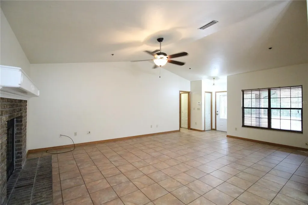 4035 NW 37th Drive Gainesville FL 32606