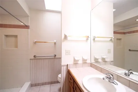 4035 NW 37th Drive Gainesville FL 32606