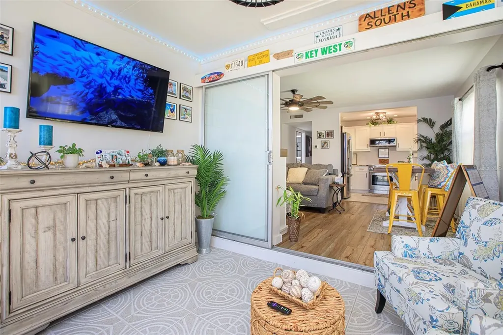 10215 Manatee Avenue W Bradenton FL 34209