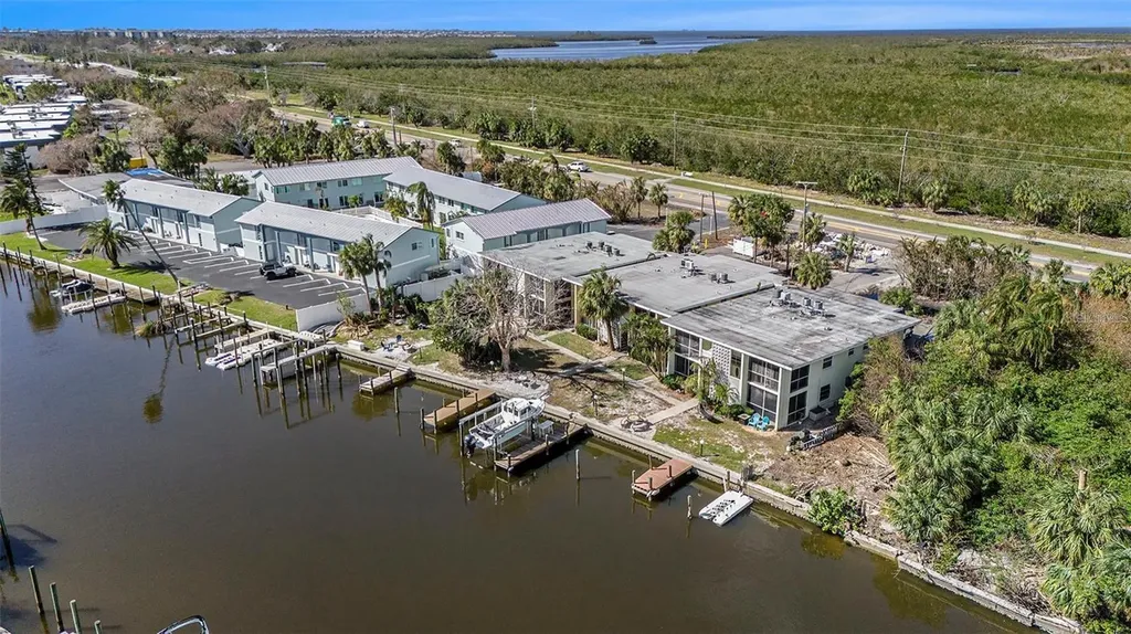 10215 Manatee Avenue W Bradenton FL 34209