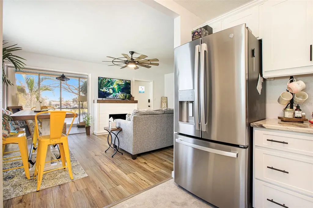 10215 Manatee Avenue W Bradenton FL 34209
