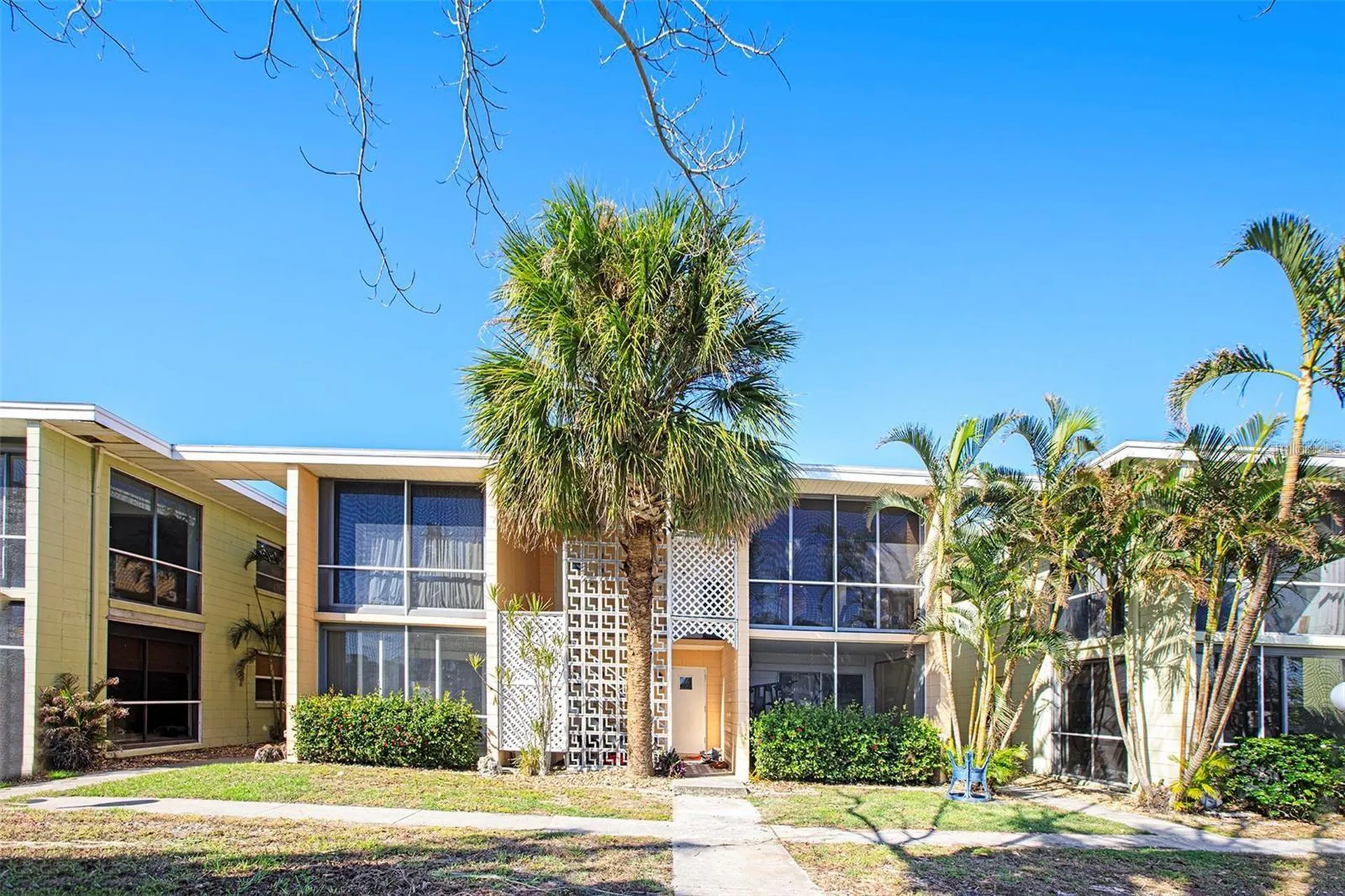 10215 Manatee Avenue W Bradenton FL 34209