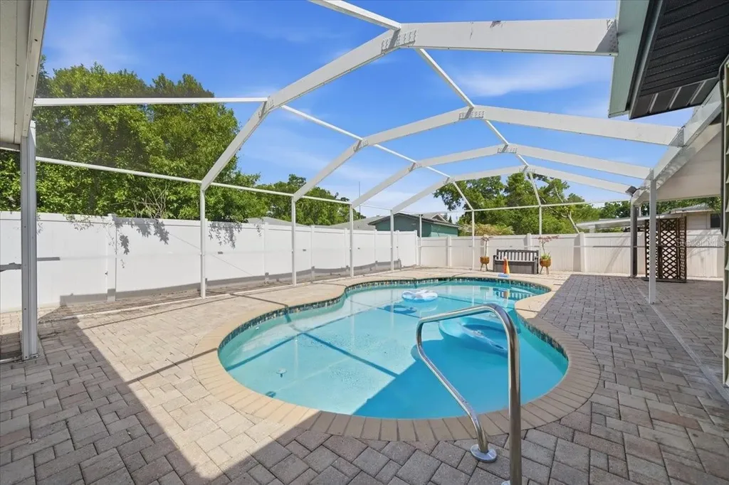 9718 N Oregon Avenue Tampa FL 33612
