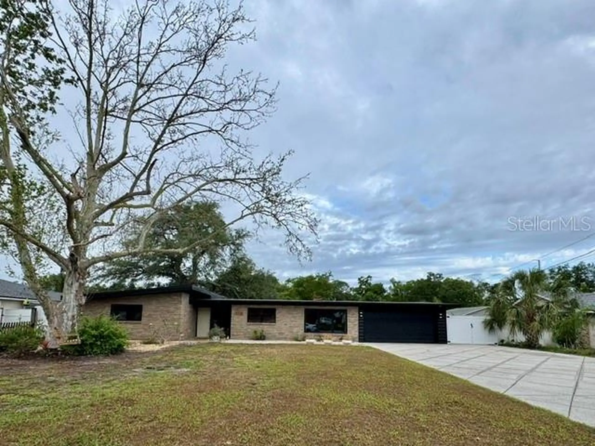 9718 N Oregon Avenue Tampa FL 33612