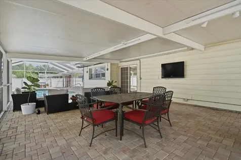 9718 N Oregon Avenue Tampa FL 33612