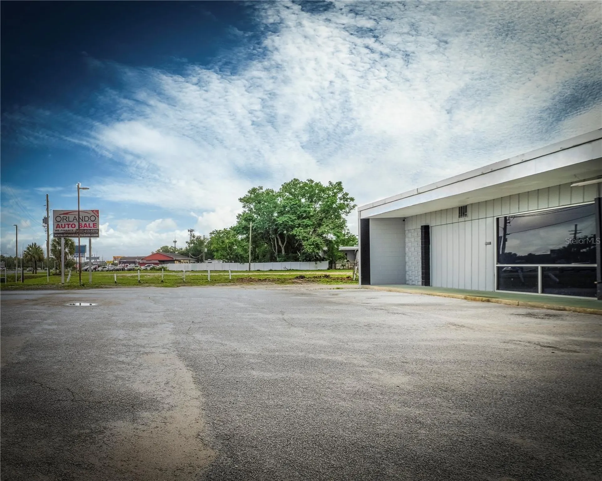 6464 E Colonial Drive Orlando FL 32807